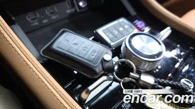 Jeep Grand Cherokee 2023 — ფოტო 36/44