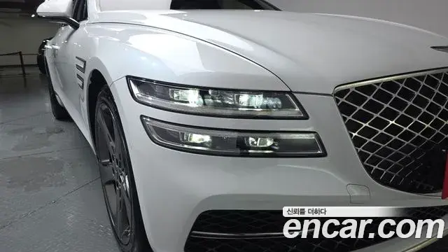 Genesis G80 2023 — ფოტო 12/42
