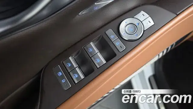 Genesis G80 2023 — ფოტო 33/42