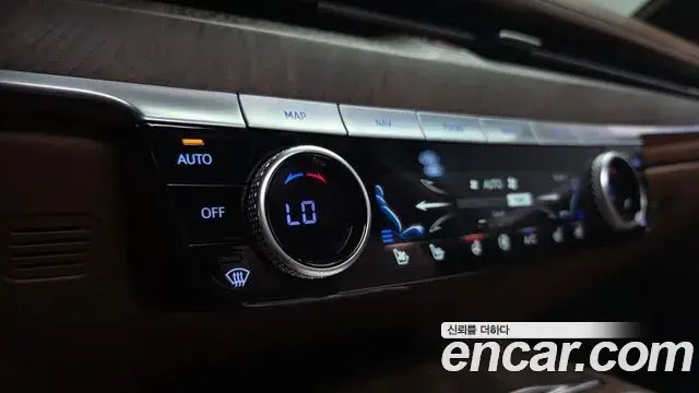 Genesis G80 2023 — ფოტო 26/42