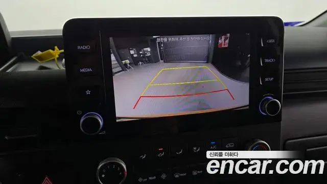 Hyundai Staria 2023 — Фото 16/20