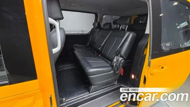 Hyundai Staria 2023 — Şəkil 34/34