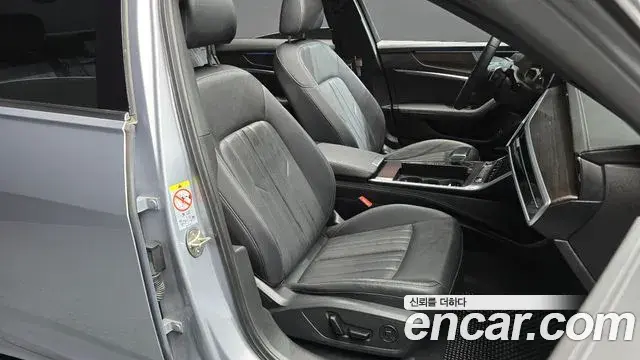 Audi A6 2023 — Фото 12/20