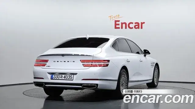Genesis G80 2023 — Photo 20/33