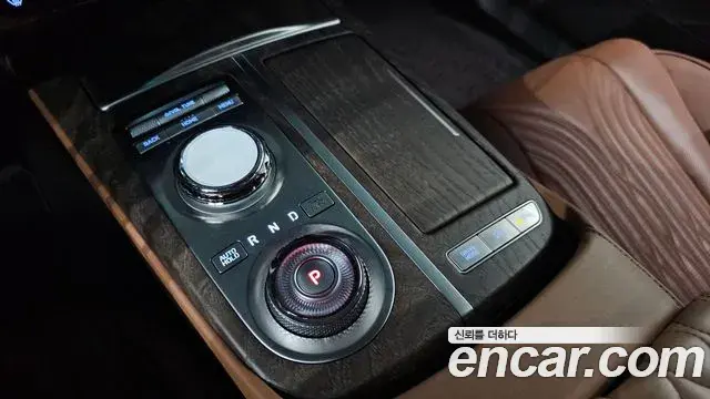 Genesis G80 2023 — Photo 31/33