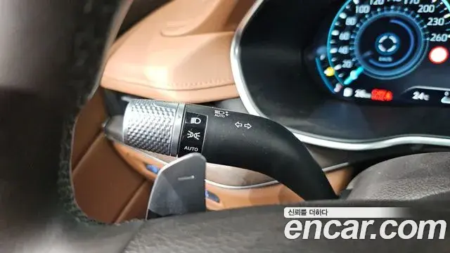 Genesis G80 2023 — Photo 4/33
