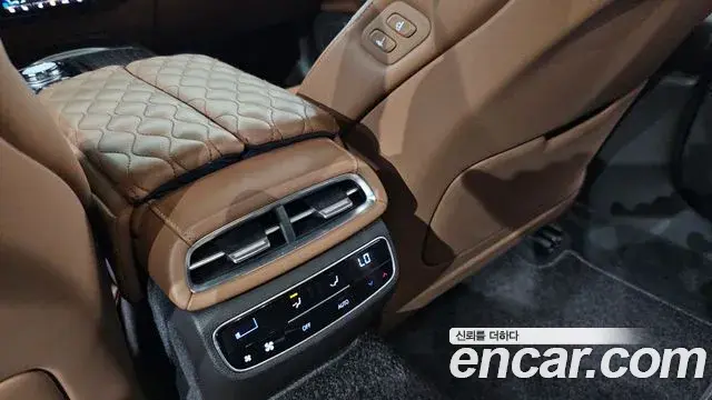 Genesis G80 2023 — Photo 6/33