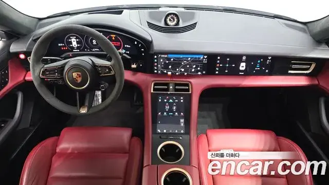 Porsche Taycan 2024 — Şəkil 19/35