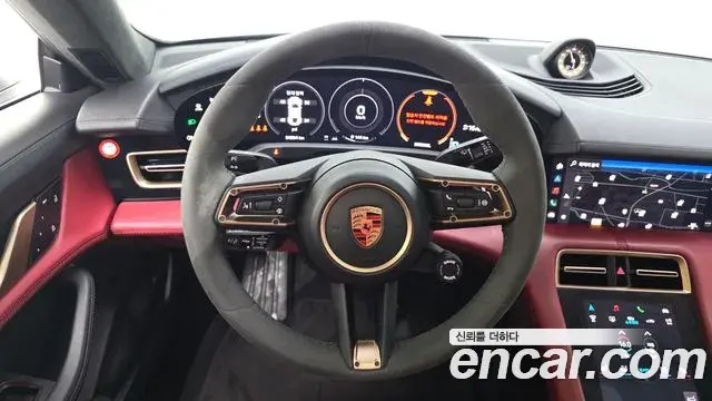 Porsche Taycan 2024 — Şəkil 28/35