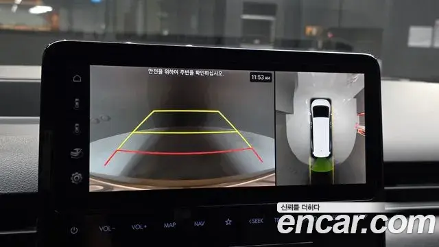 Hyundai Staria 2023 — Фото 15/20