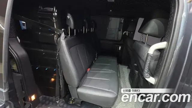 Hyundai Staria 2024 — Фото 18/20
