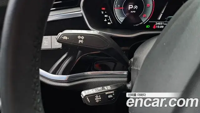 Audi Q3 2023 — ფოტო 10/25