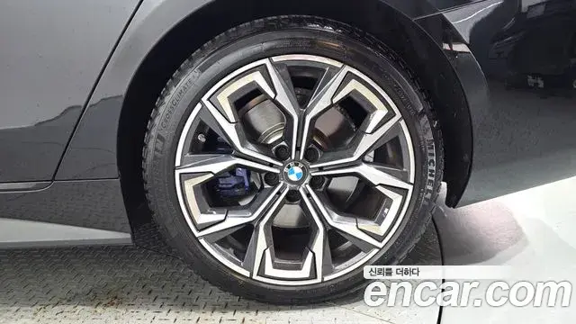 BMW 4 Series 2024 — ფოტო 36/36