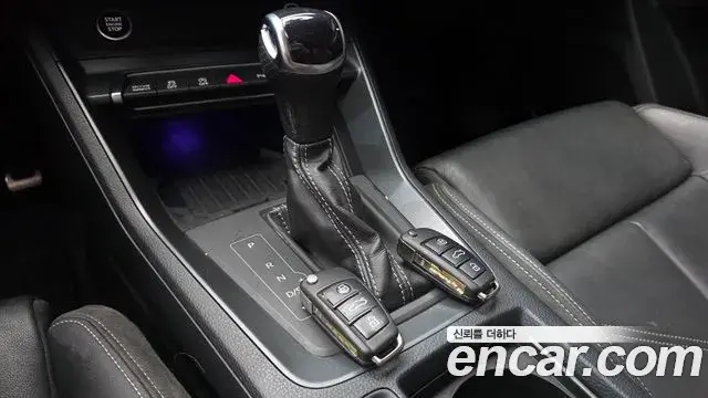 Audi Q3 2022 — ფოტო 20/31