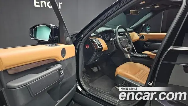 Land Rover Discovery 5 2019 — Photo 37/40