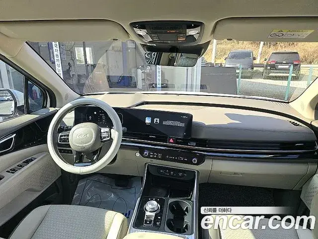 Kia Carnival 2024 — Photo 7/20