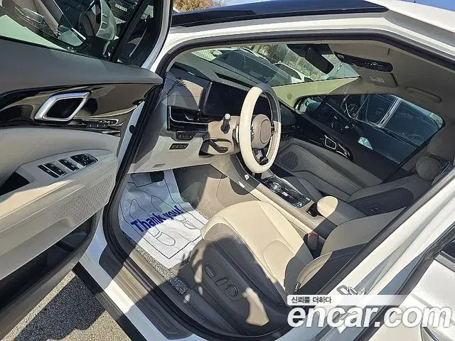 Kia Carnival 2024 — Photo 10/20