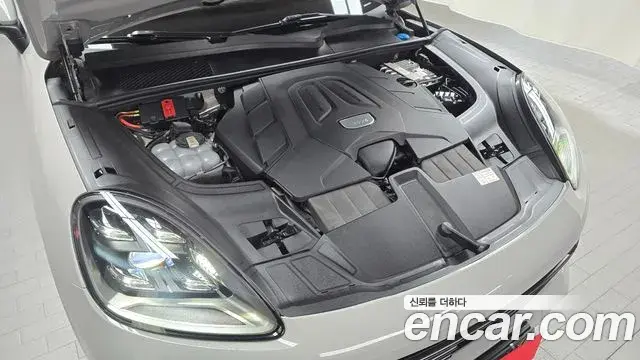 Porsche Cayenne 2022 — Şəkil 7/34