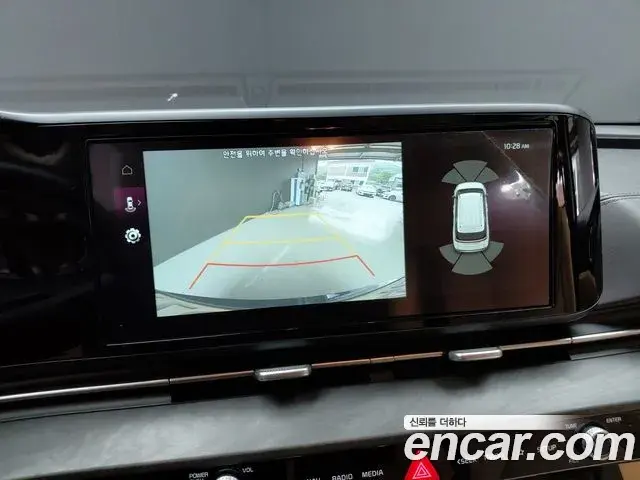 Kia Carnival 2021 — ფოტო 19/34