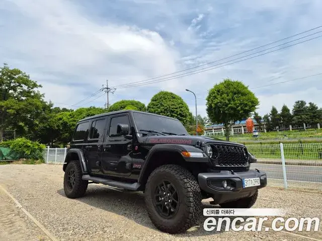 Jeep Wrangler 2025 — ფოტო 3/8