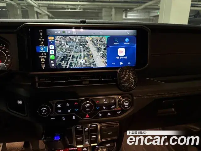 Jeep Wrangler 2025 — ფოტო 8/8