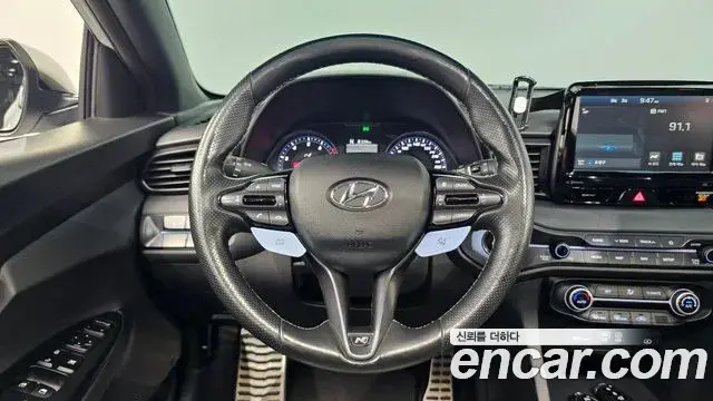 Hyundai Veloster 2018 — Фото 13/20