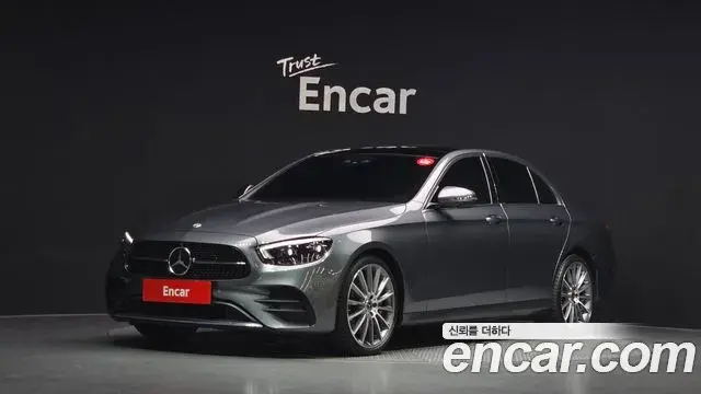 Mercedes-Benz E-Class 2022 — Şəkil 17/32