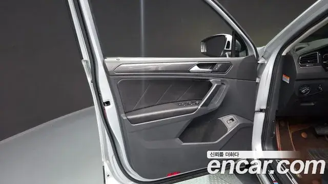 Volkswagen Tiguan 2018 — Şəkil 3/34