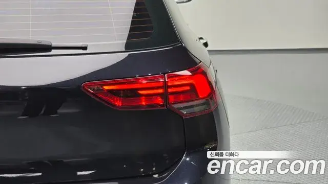 Volkswagen Golf 2022 — Şəkil 5/35