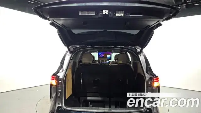Toyota Sienna 2023 — Photo 26/35