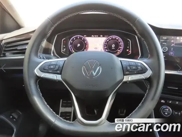 Volkswagen Jetta 2023 — ფოტო 6/19