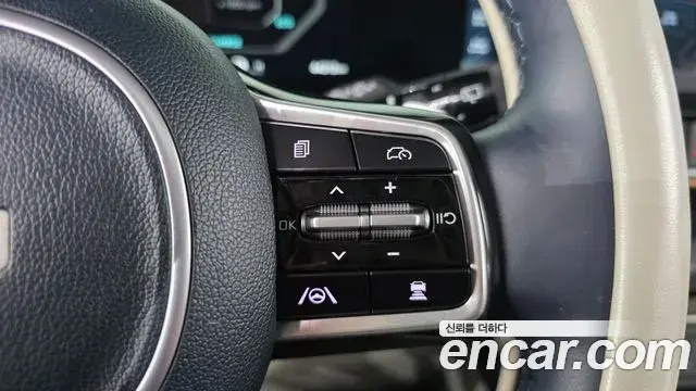 Kia Carnival 2024 — Photo 24/36
