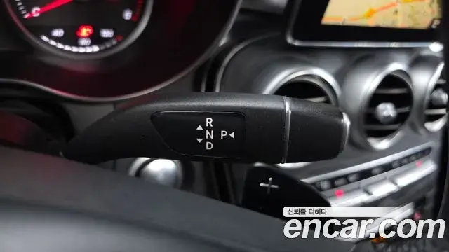 Mercedes-Benz GLC-Class 2018 — ფოტო 9/20