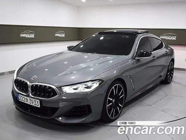 BMW 8 Series 2023 — Фото 9/20
