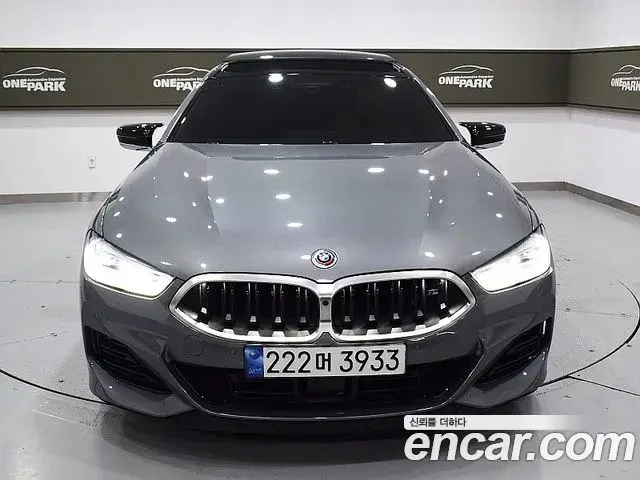 BMW 8 Series 2023 — Фото 1/20