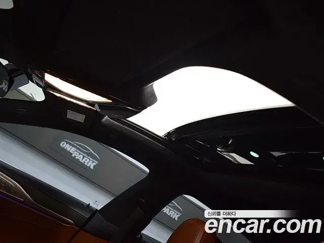 BMW 8 Series 2023 — Фото 16/20