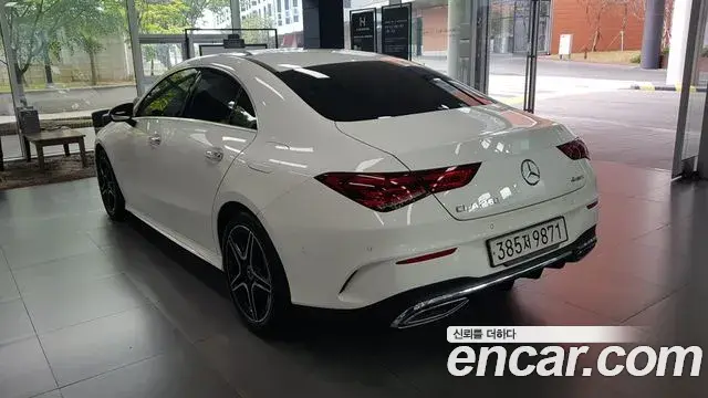 Mercedes-Benz CLA-Class 2022 — Photo 1/17