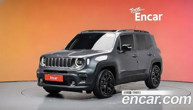 Jeep Renegade 2023 — Photo 20/37