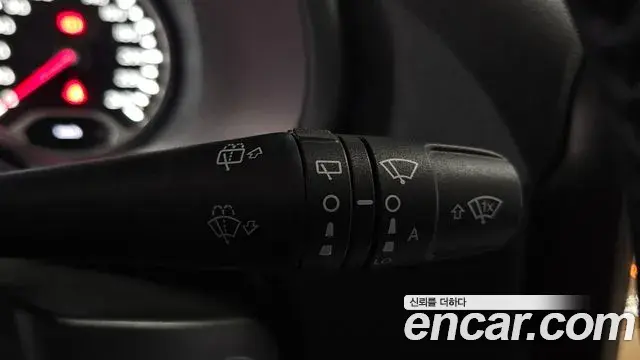 Jeep Renegade 2023 — Photo 22/37