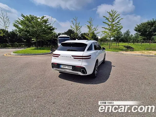 Genesis GV70 2023 — Şəkil 2/19