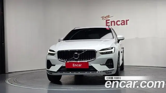 Volvo XC60 2024 — Şəkil 17/36