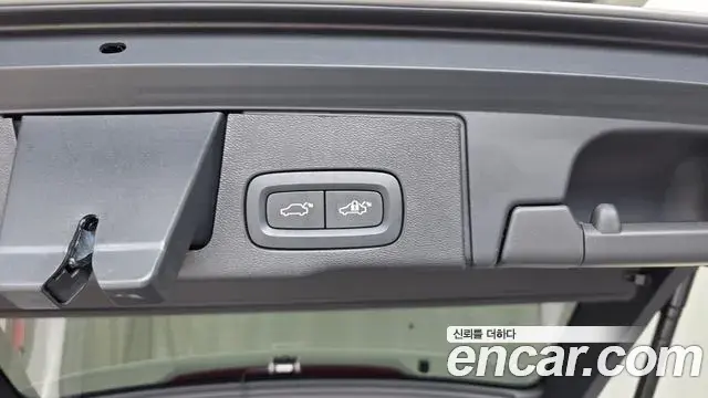 Volvo XC60 2024 — Şəkil 36/36