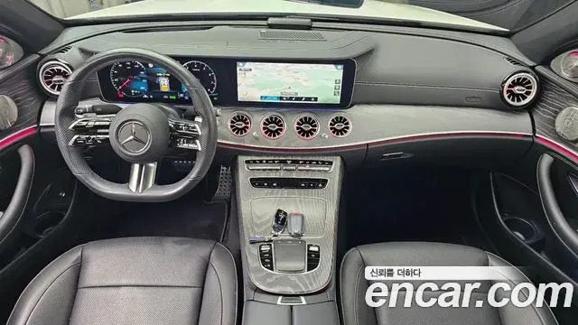 Mercedes-Benz E-Class 2022 — Şəkil 11/34