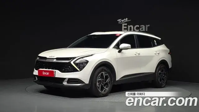 Kia Sportage 2021 — Фото 1/20