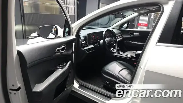 Kia Sportage 2021 — Фото 10/20