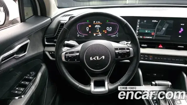 Kia Sportage 2021 — Фото 13/20
