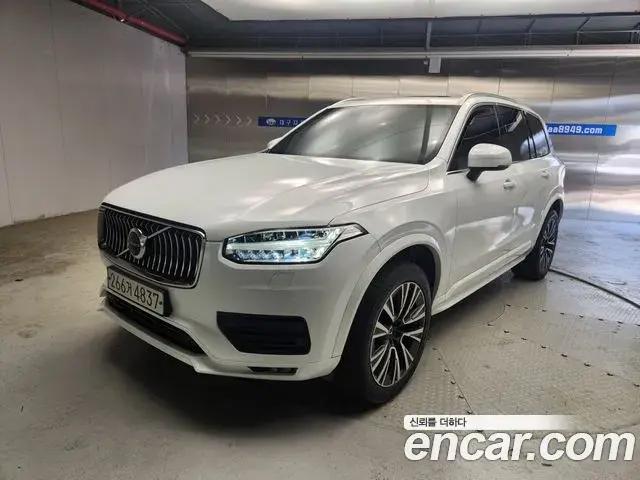 Volvo XC90 2019 — ფოტო 2/20