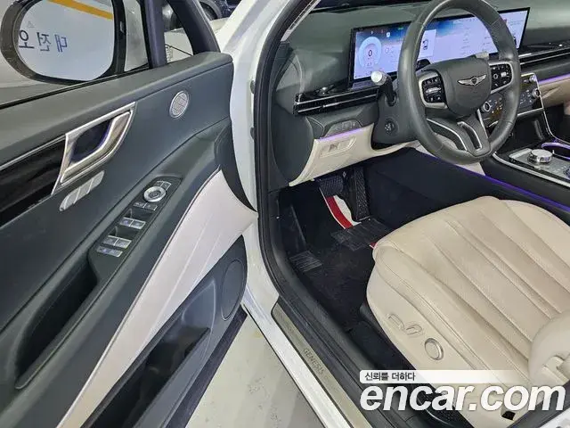 Genesis GV80 2023 — ფოტო 17/20