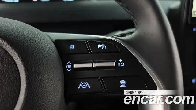 Hyundai Staria 2025 — Photo 5/20