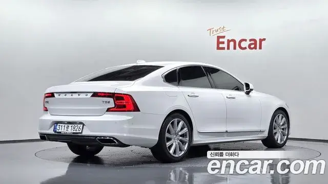 Volvo S90 2019 — Şəkil 1/39